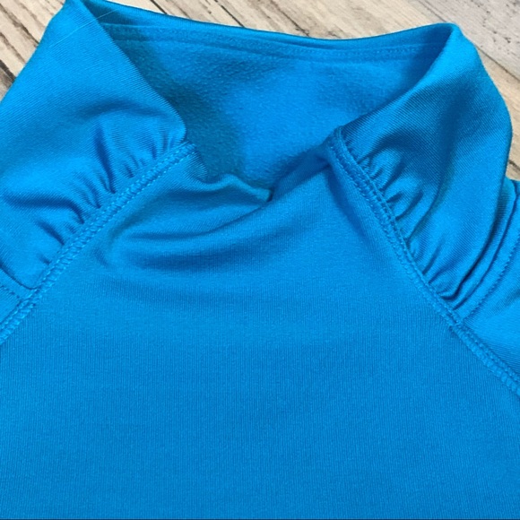 ⭐️LIKE NEW⭐️ UNDER ARMOUR Girls Coldgear in Teal Blue Size Youth Small - Picture 2 of 8